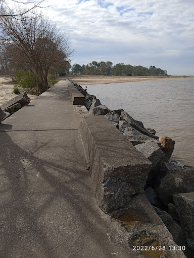 Estacionamiento de Playa Charrua
