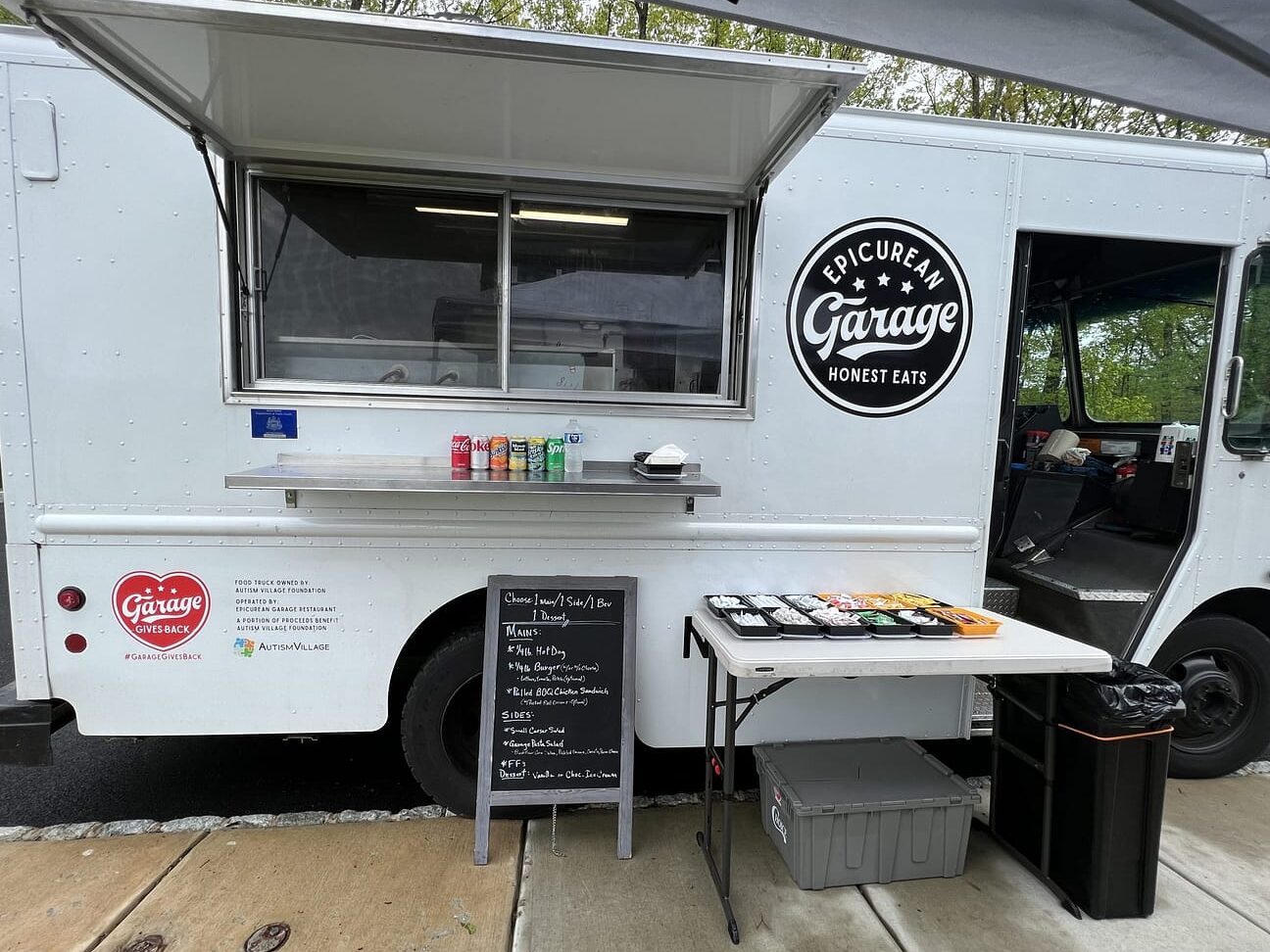 garage food truck 1