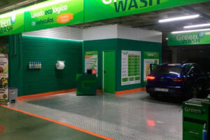 Parking y lavadero de autos
